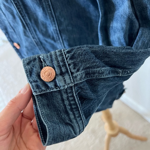 Guess denim jacket. Size S - Picture 9 of 14